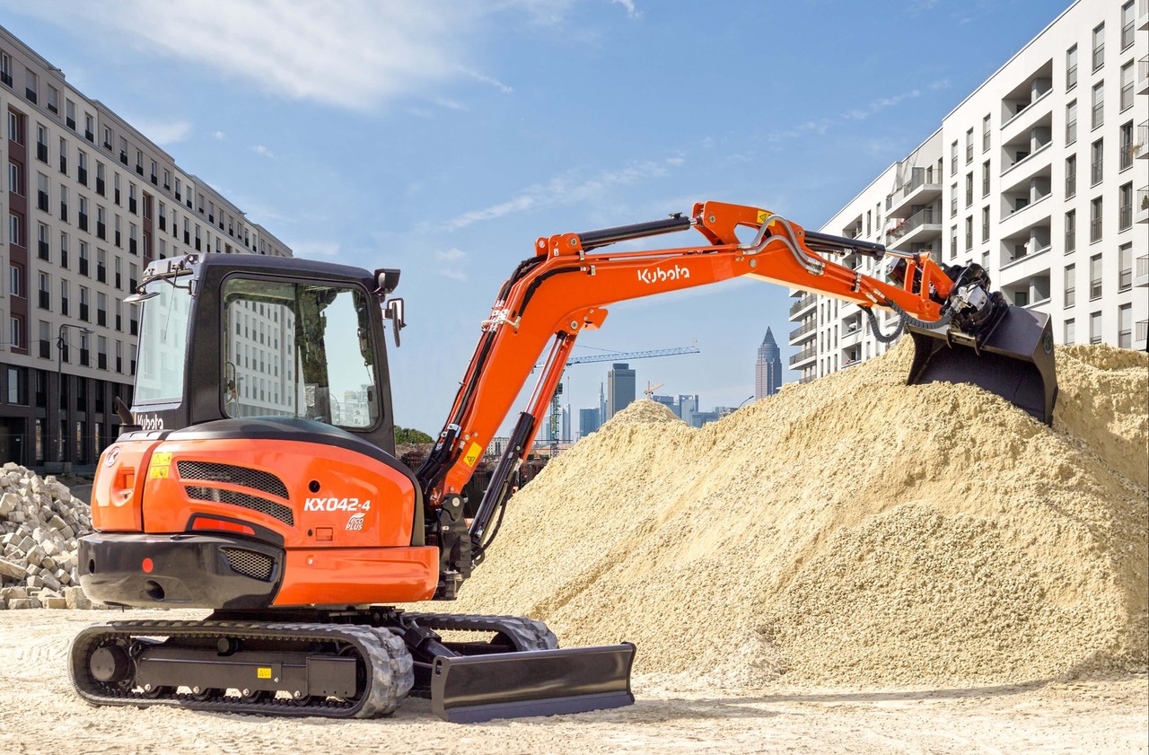 KX042-4 Kubota Minibagger I Böhrer Baumaschinen